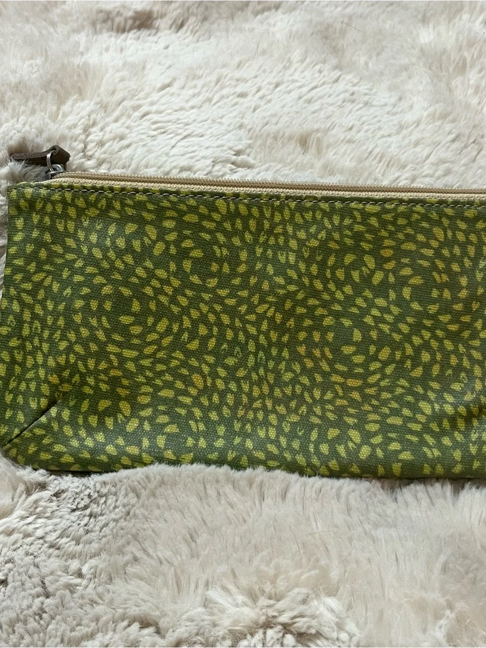 Green Patterned Zip Pouch Clutch - Women's Bag 02-16